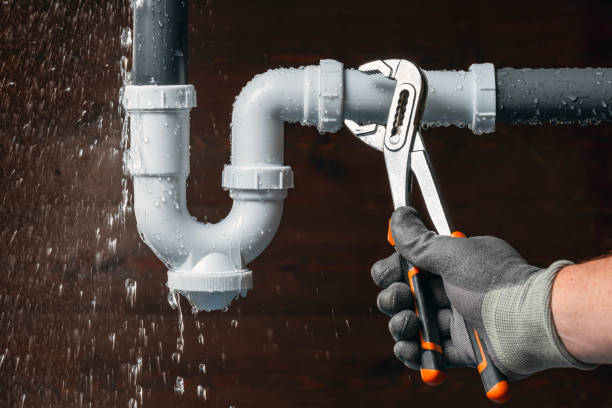 Professional Leak Detection technician working in Icard, NC